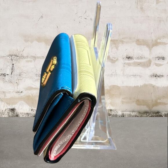 Marc Jacobs NWT Snapshot Leather Wallet in Malibu Multi - Picture 2 of 7